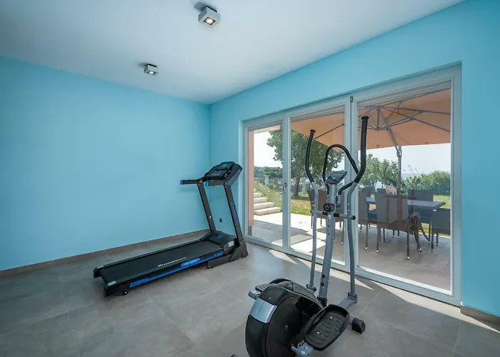 Cedar Βίλα Πούλα