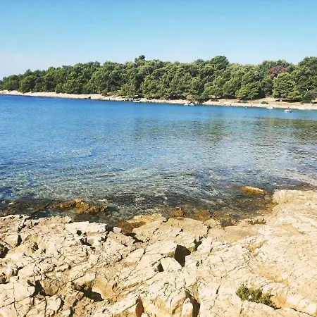 Willa Cedar Pula